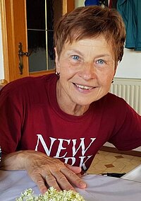 Anna Ziegler